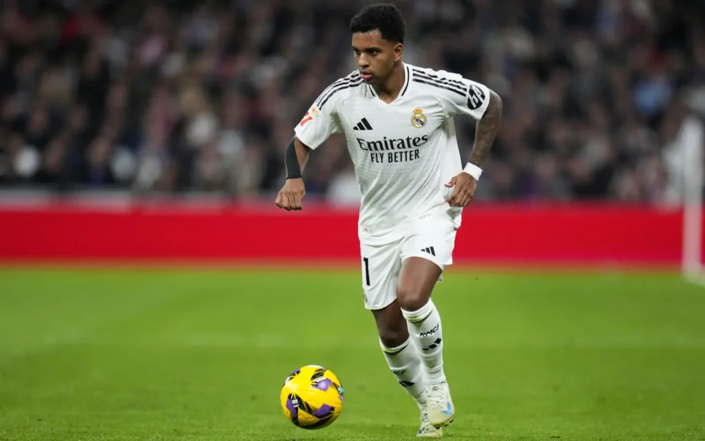 Liverpool Poised to Shatter Transfer Record in Bid for Real Madrid’s Rodrygo as Salah Replacement